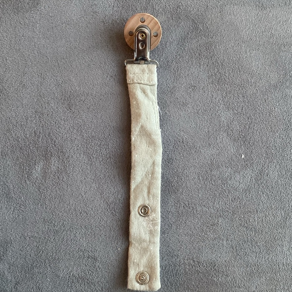 Zara Pacifier Clip - Picture 4 of 4